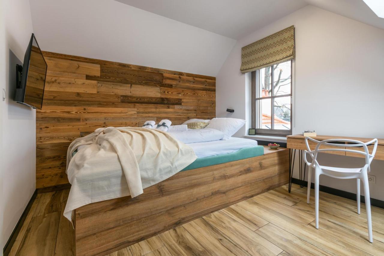 Apartament Cortina 스클라르스카포렘바 외부 사진